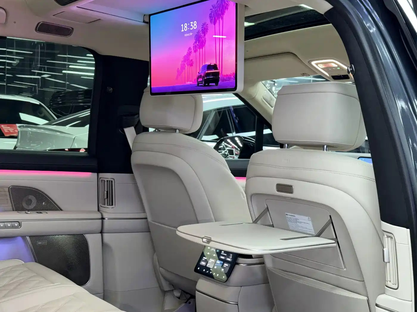 NIO ES8 2025 2025 Base Model 7-Seater