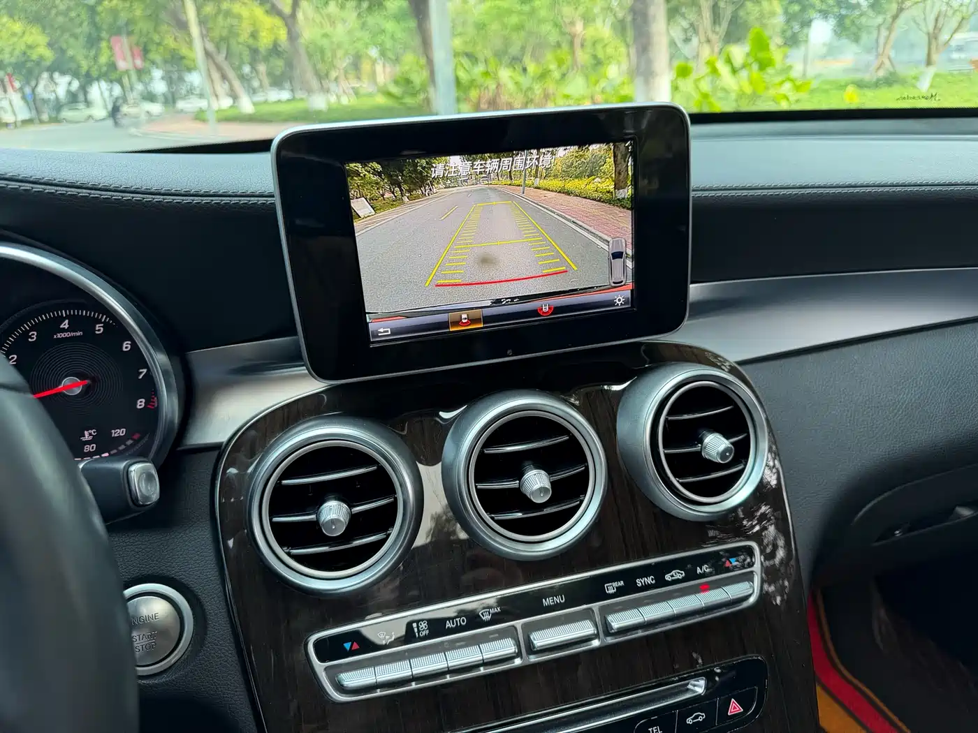 Mercedes-Benz GLC 2017 GLC 260 4MATIC Dynamic фото 27
