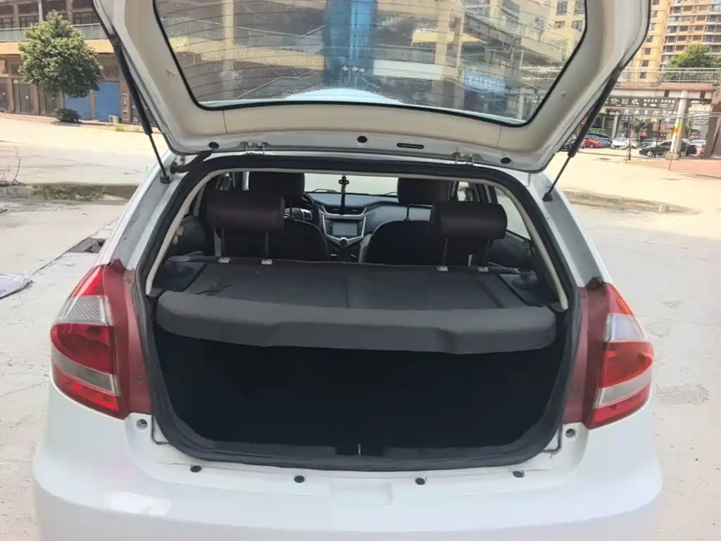 Chery Fengyun 2 2017 2015 1.5L Manual Trend Edition