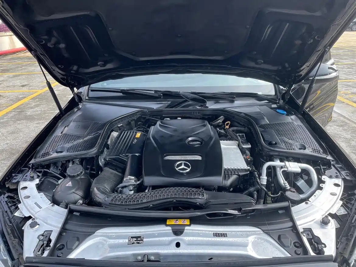 Mercedes-Benz C-Class 2017 Facelift C 200 Sport Edition фото 23