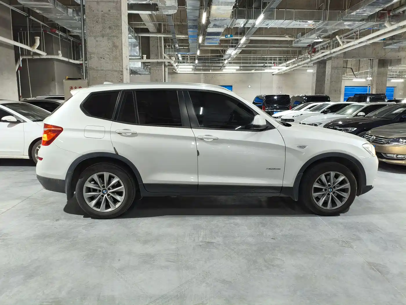 BMW X3 (Import) 2014 xDrive28i Leading Edition фото 7
