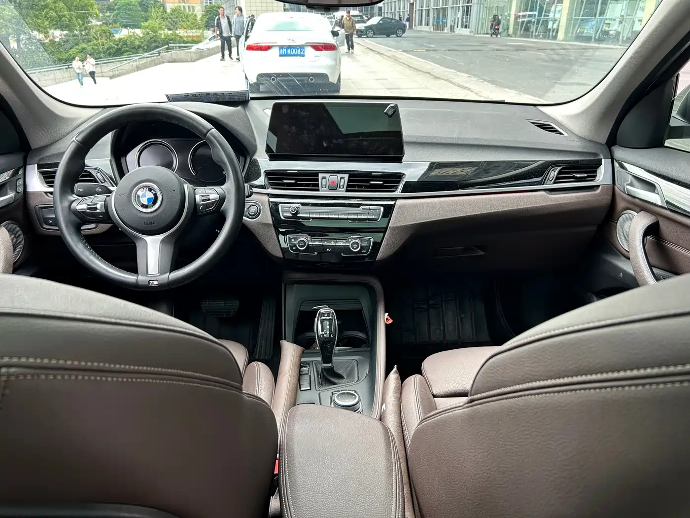 BMW X1 2022 sDrive25Li Leading фото 16
