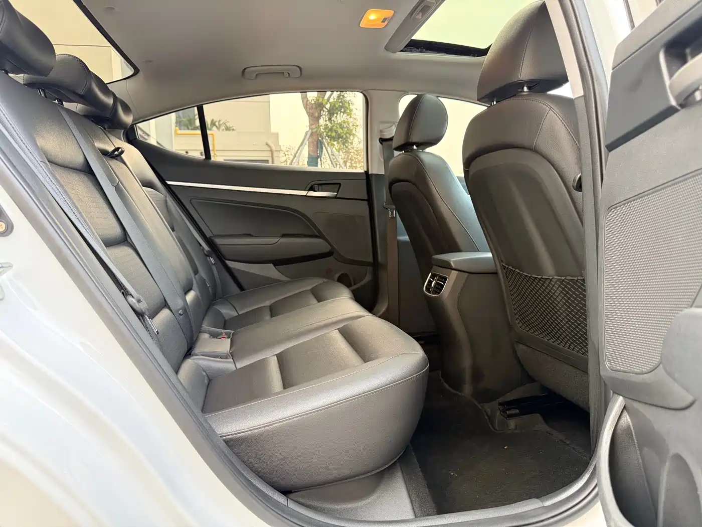 Hyundai Elantra 2020 1.5L CVT Smart Style·Elite фото 8