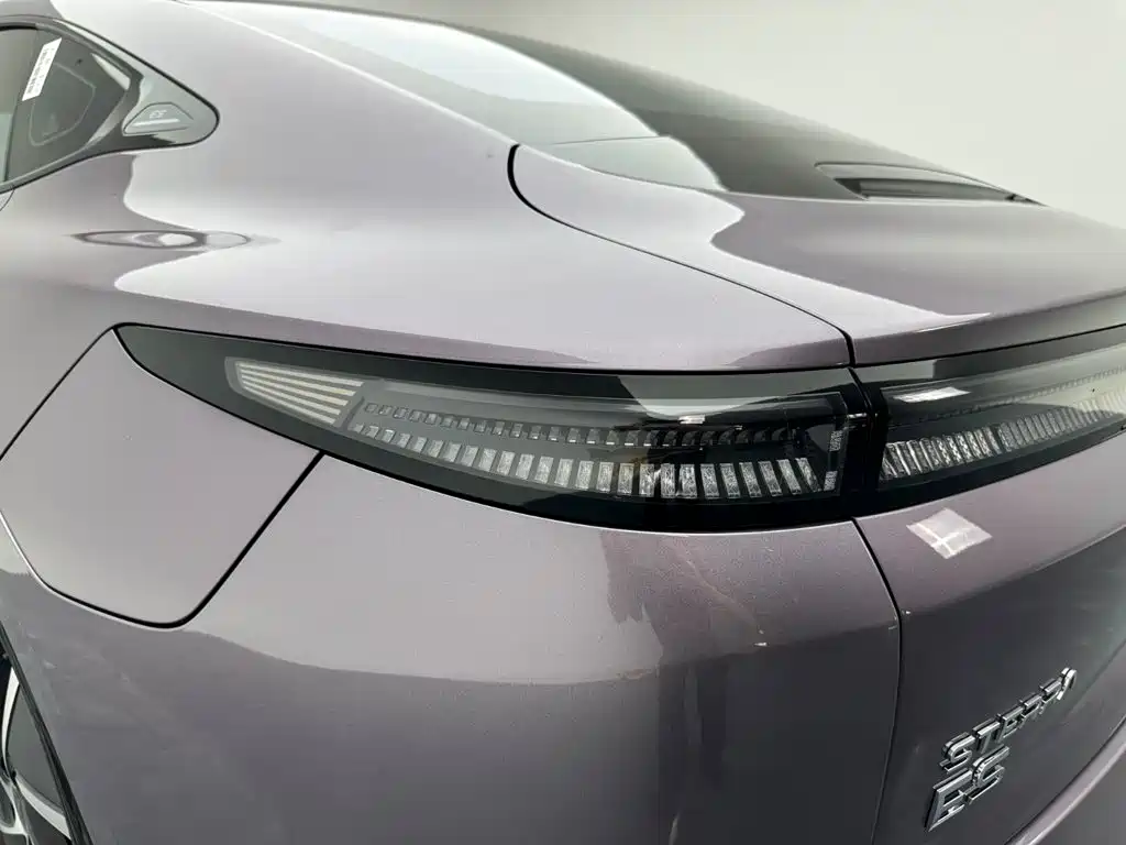 Exeed Exlantix ES 2025 2025 Range Extender Max Urban Assist