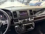 Фото 9 - Volkswagen Multivan