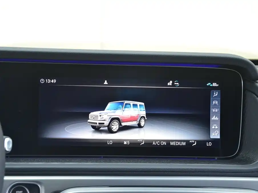 Mercedes-Benz G-Class 2024 G 350 фото 6