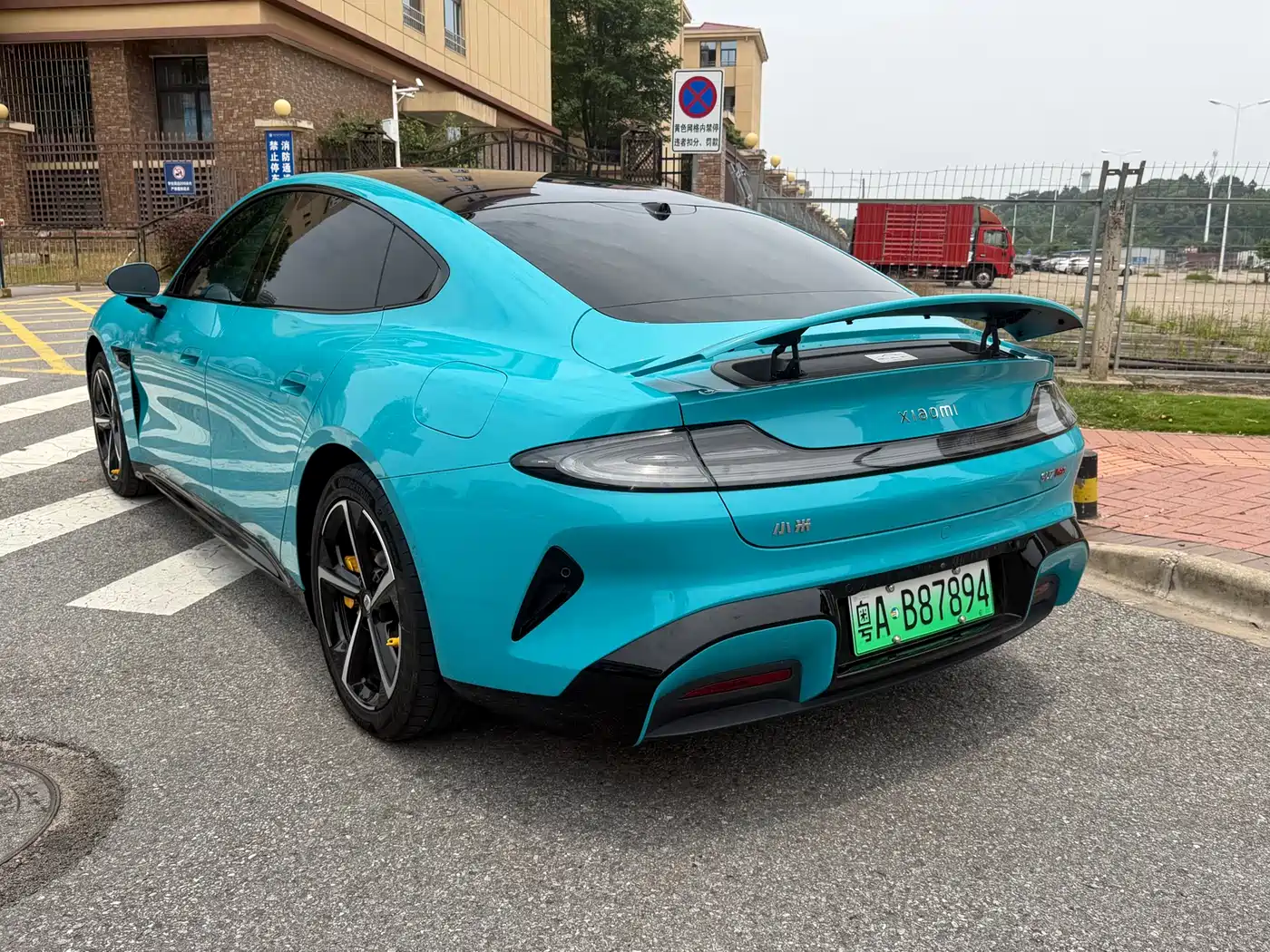 Xiaomi Auto Xiaomi SU7 2024 AWD Extended Range Advanced Smart Driving Max Edition фото 5