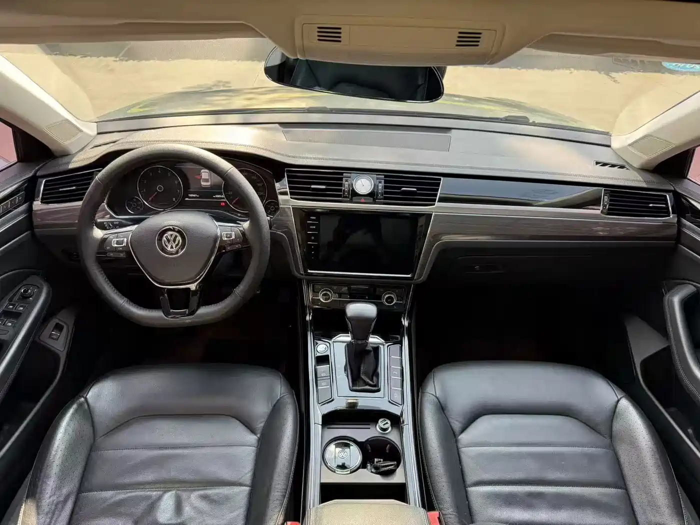 Volkswagen Phideon 2017 2018 Facelift 380TSI FWD Business