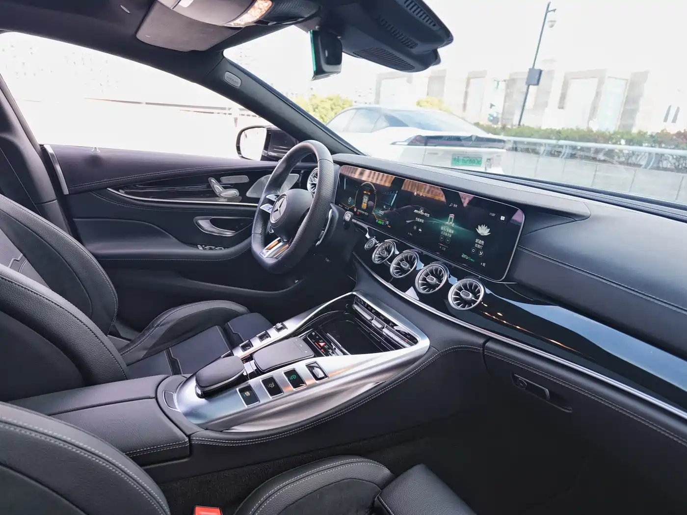 Mercedes-Benz AMG GT 2023 AMG GT 50 4-Door Coupe фото 9