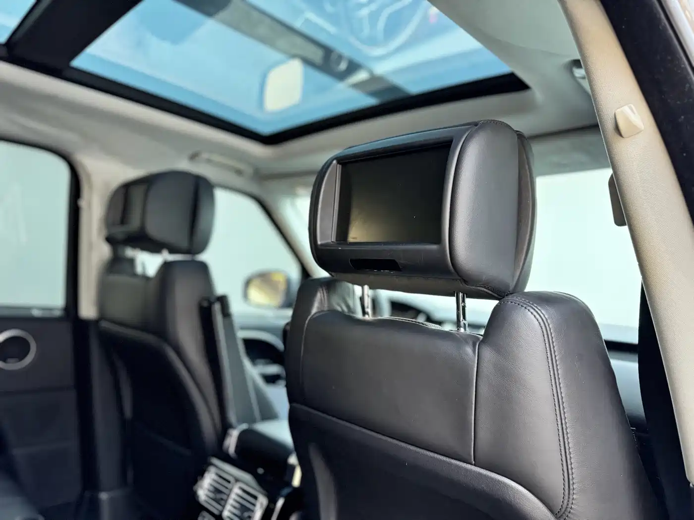Land Rover Range Rover 2015 3.0 TDV6 Vogue фото 13