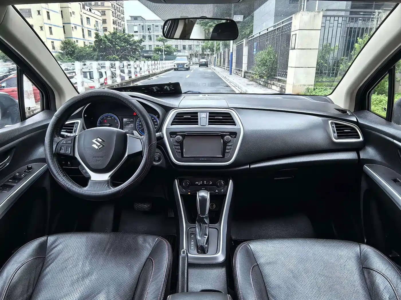 Suzuki SX4 S-Cross 2015 2014 1.6L CVT 2WD Elite