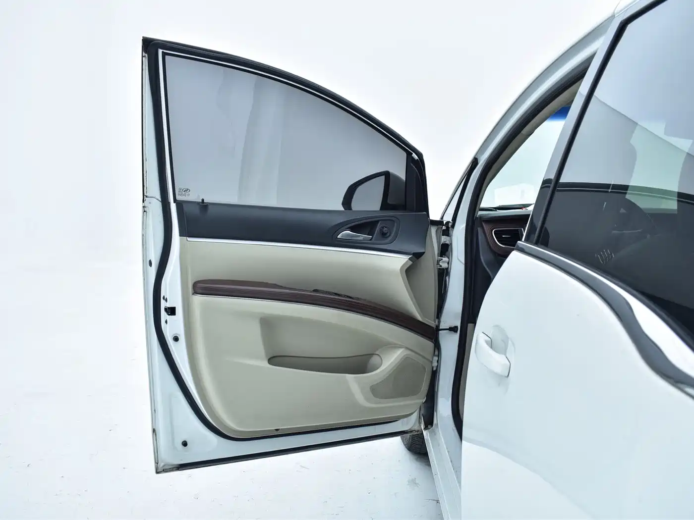 Buick GL8 2014 2.4L CT Luxury Business Comfort фото 6