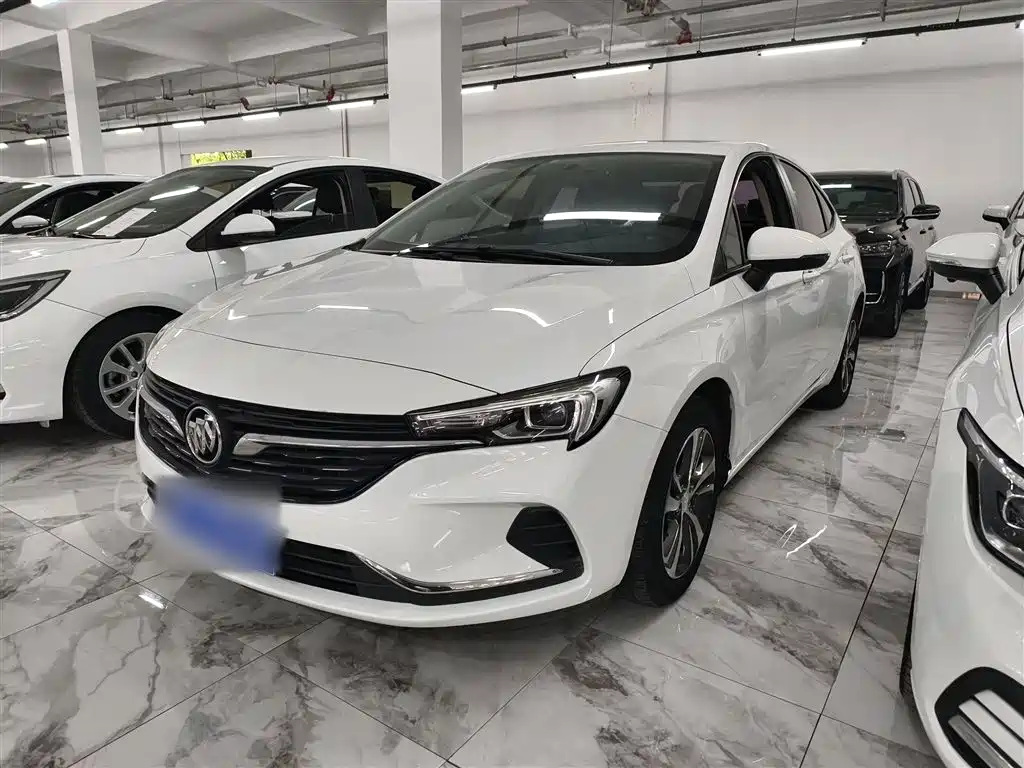 Buick Verano 2020 20T CVT Leading