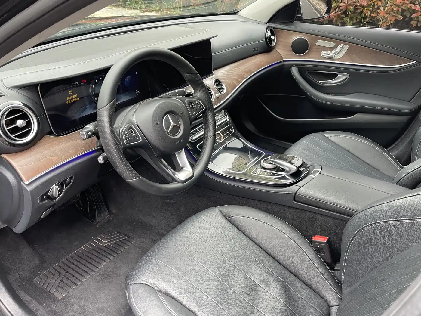Mercedes-Benz E-Class 2016 E 300 L Fashion Type фото 8