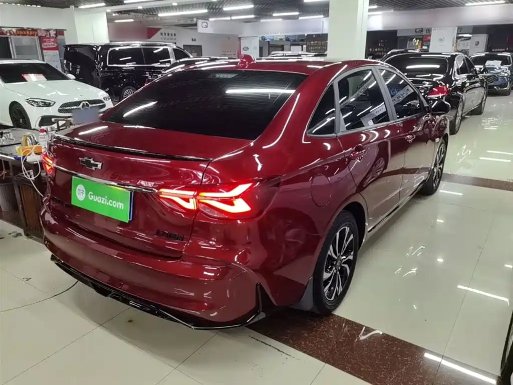 Chevrolet Monza 2019 RS 330T Auto Smooth Edition China VI фото 7