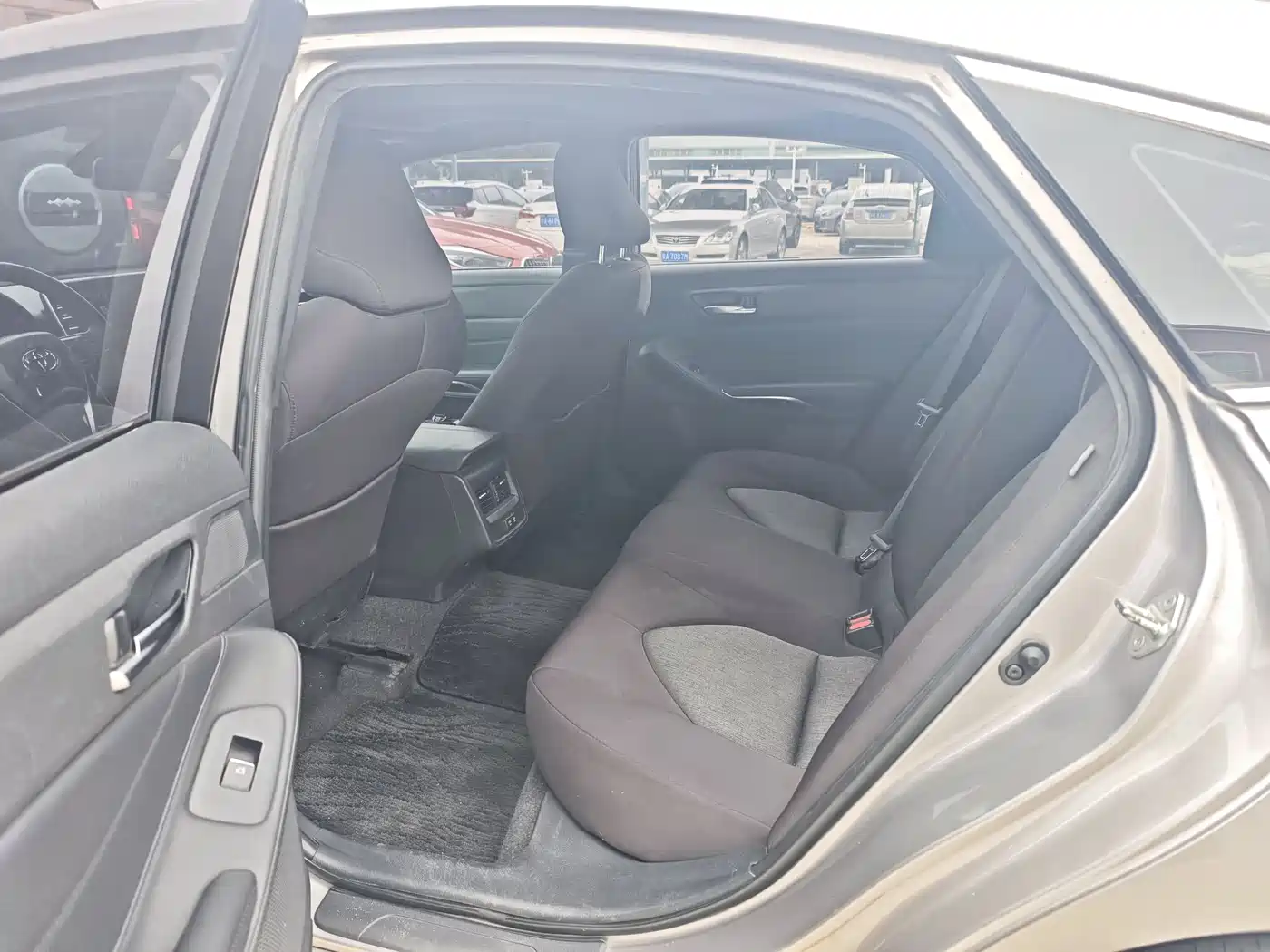 Toyota Avalon 2019 2.5L Progressive Edition China VI фото 12