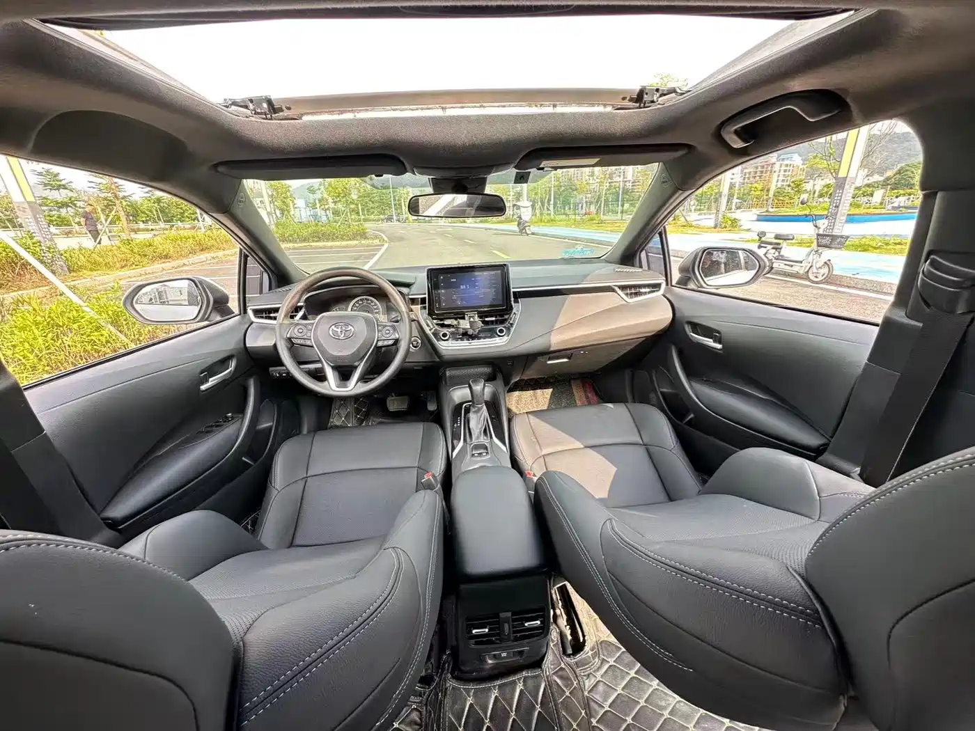 Toyota Levin 2021 185T CVT Luxury Edition фото 12