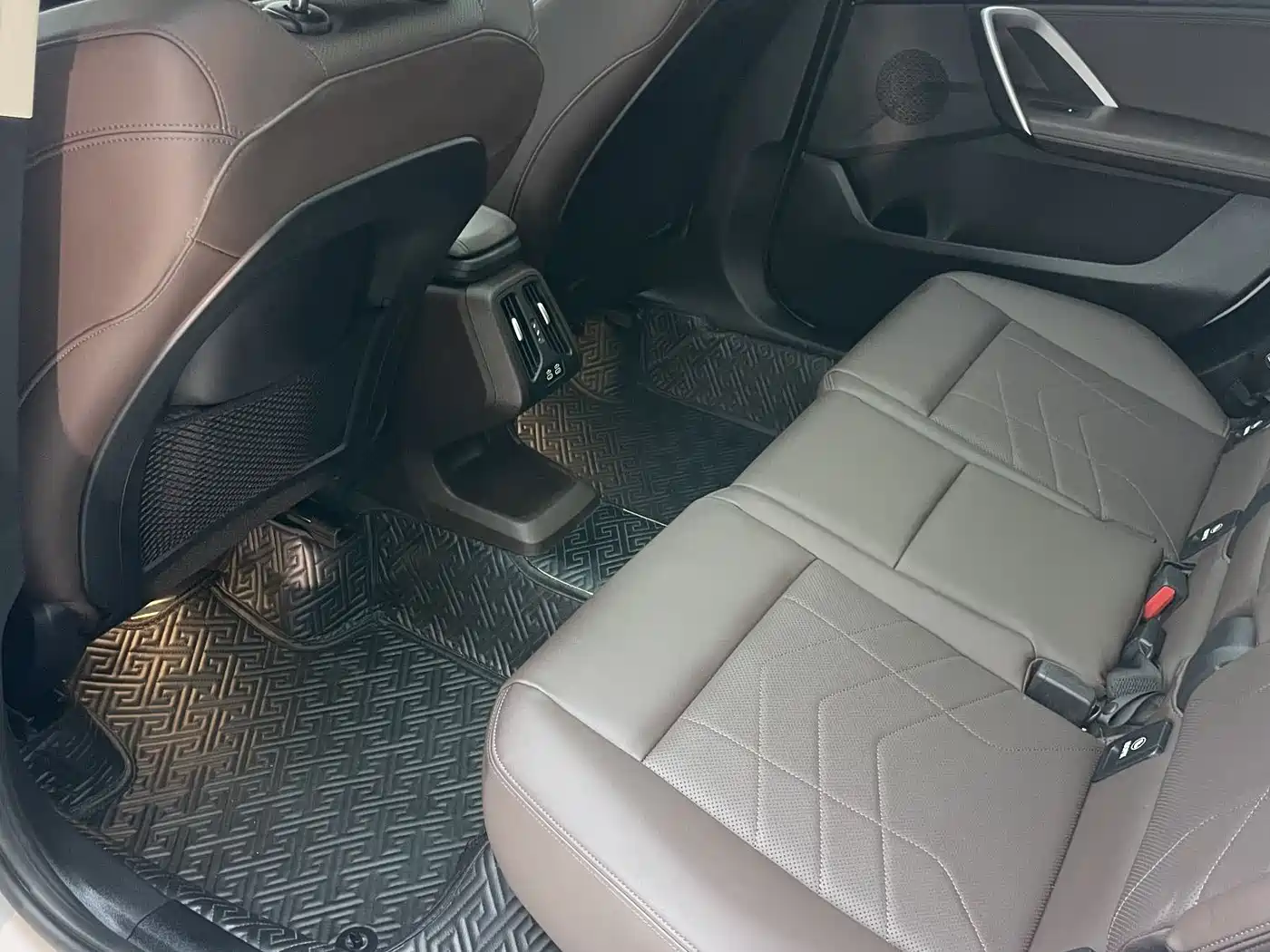 BMW X1 2023 sDrive20Li X Design Package фото 18