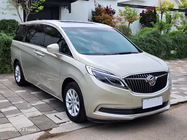 Buick GL8 2019