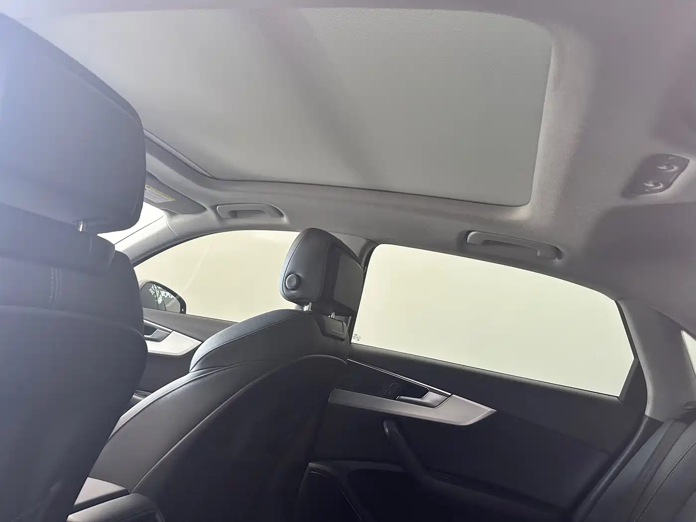 Audi A4L 2020 40 TFSI Luxury Dynamic фото 11