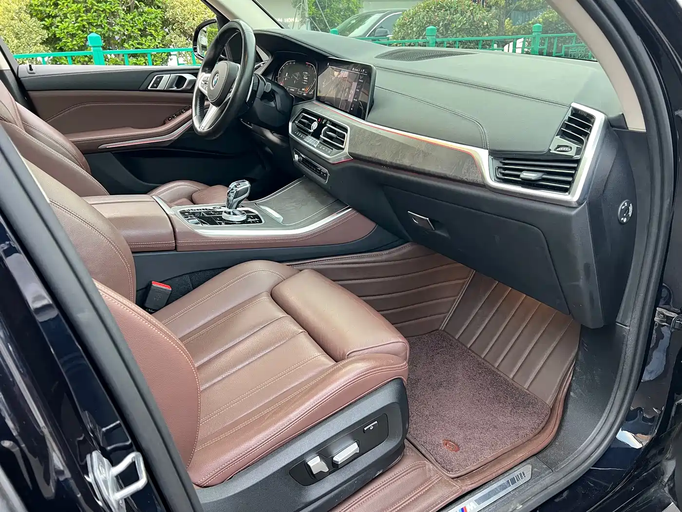 BMW X5 (Import) 2020 xDrive40i M Sport Package фото 11