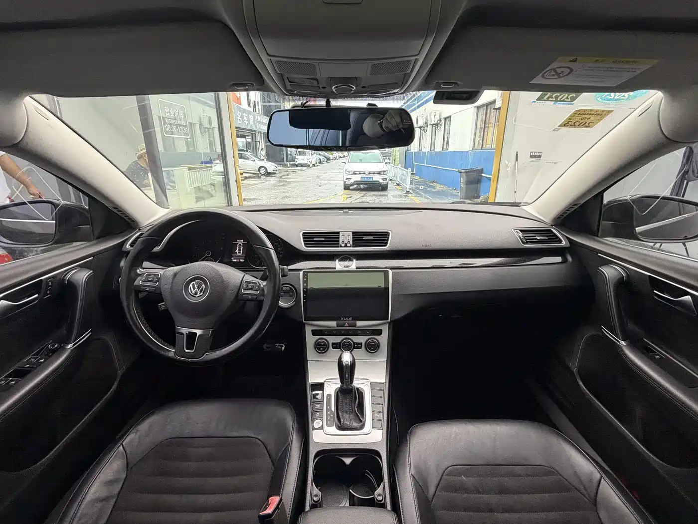 Photo 6 - Volkswagen Magotan