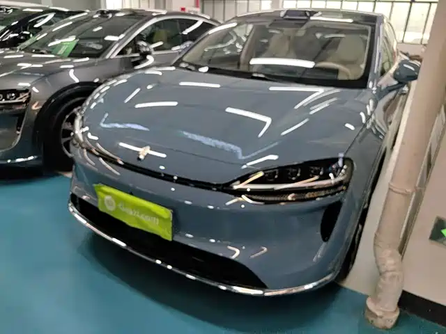 Zhijie Luxeed R7 2025