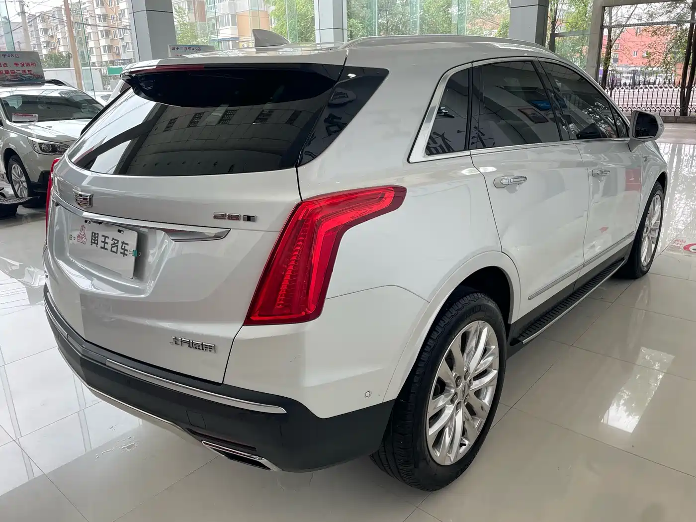Cadillac XT5 2018 28E 4WD Platinum Edition фото 7