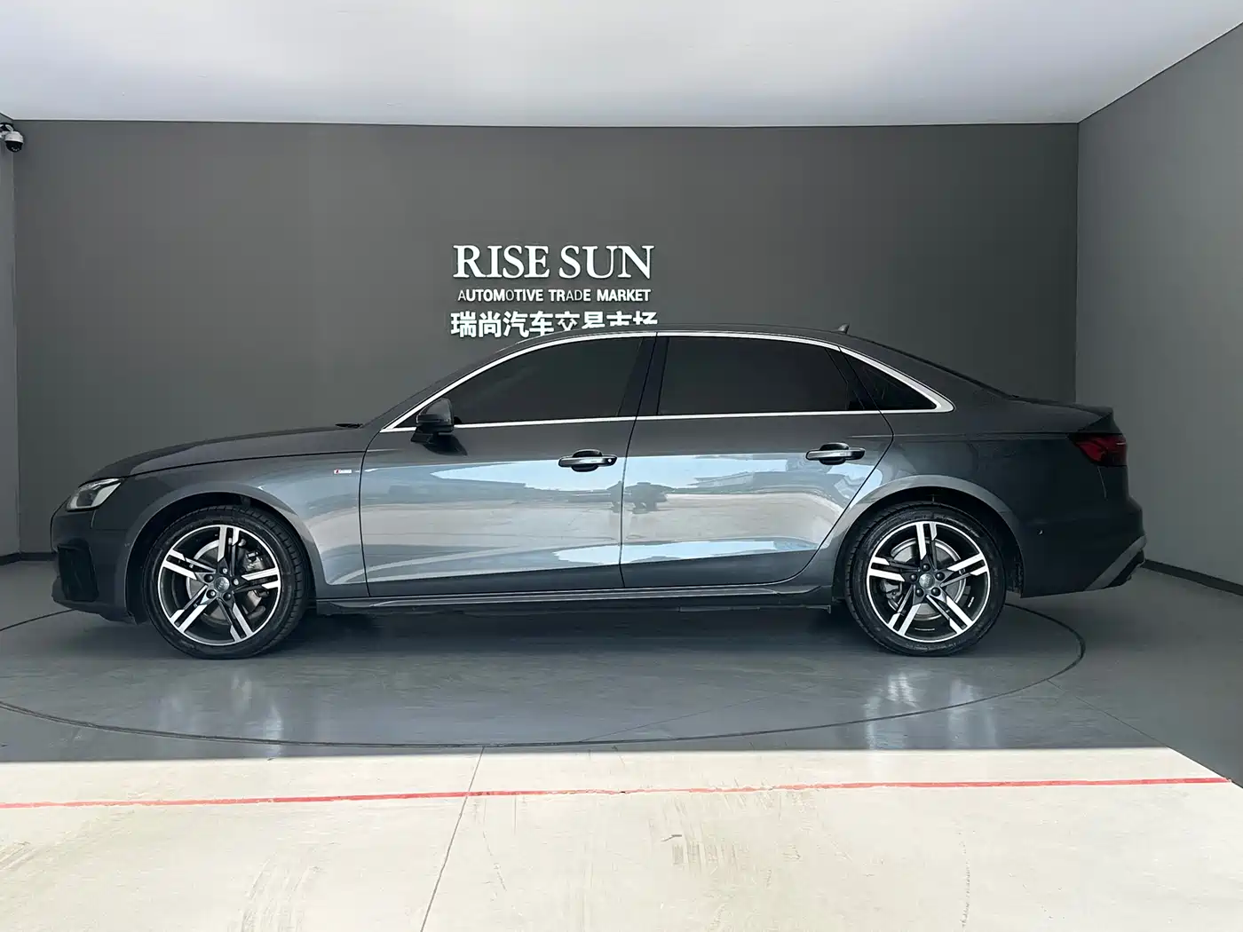 Audi A4L 2020 40 TFSI Luxury Dynamic фото 15