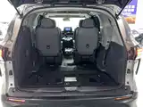 Фото 10 - Toyota Granvia