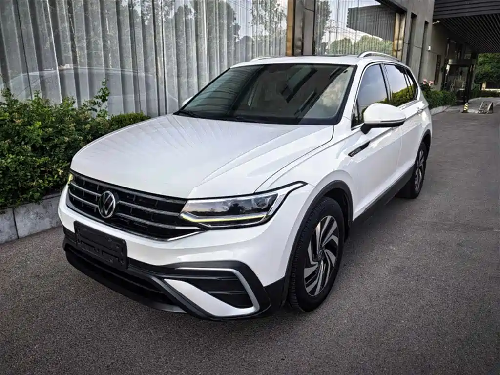 Volkswagen Tiguan L 2022 330TSI Automatic 2WD Smart Edition фото 2