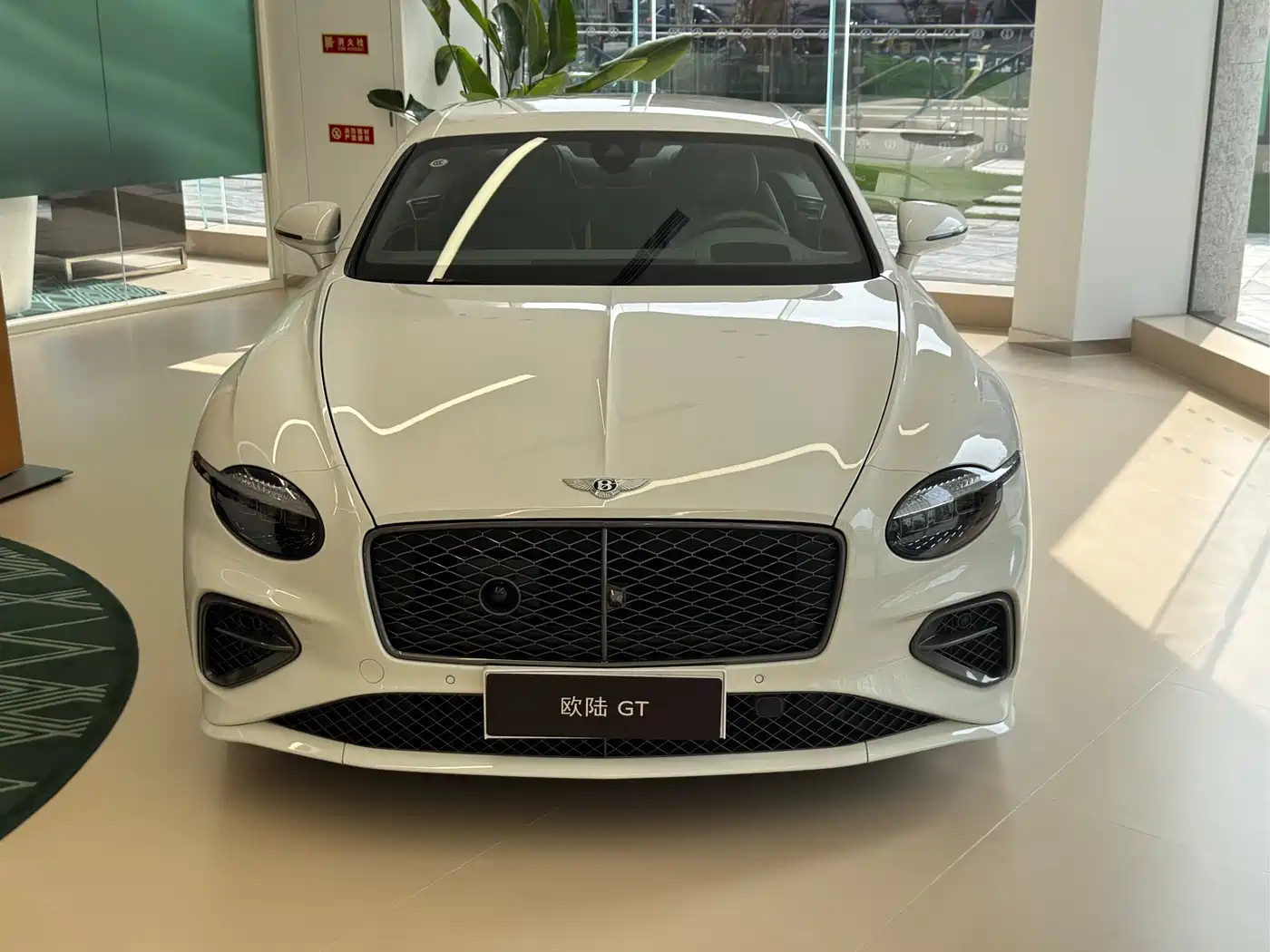 Bentley Continental фото 2