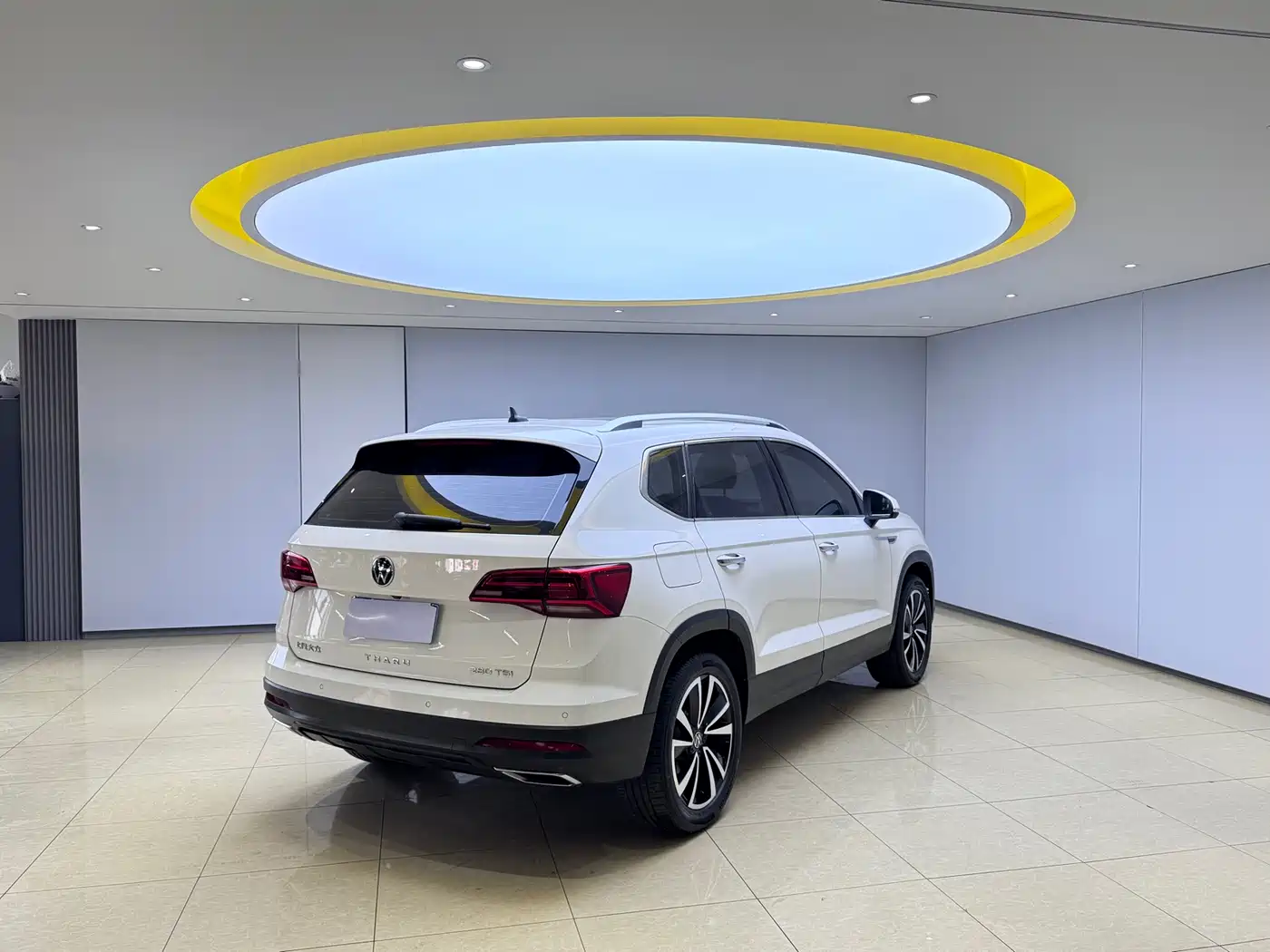 Volkswagen Tharu 2022 280TSI FWD Luxury Edition фото 6