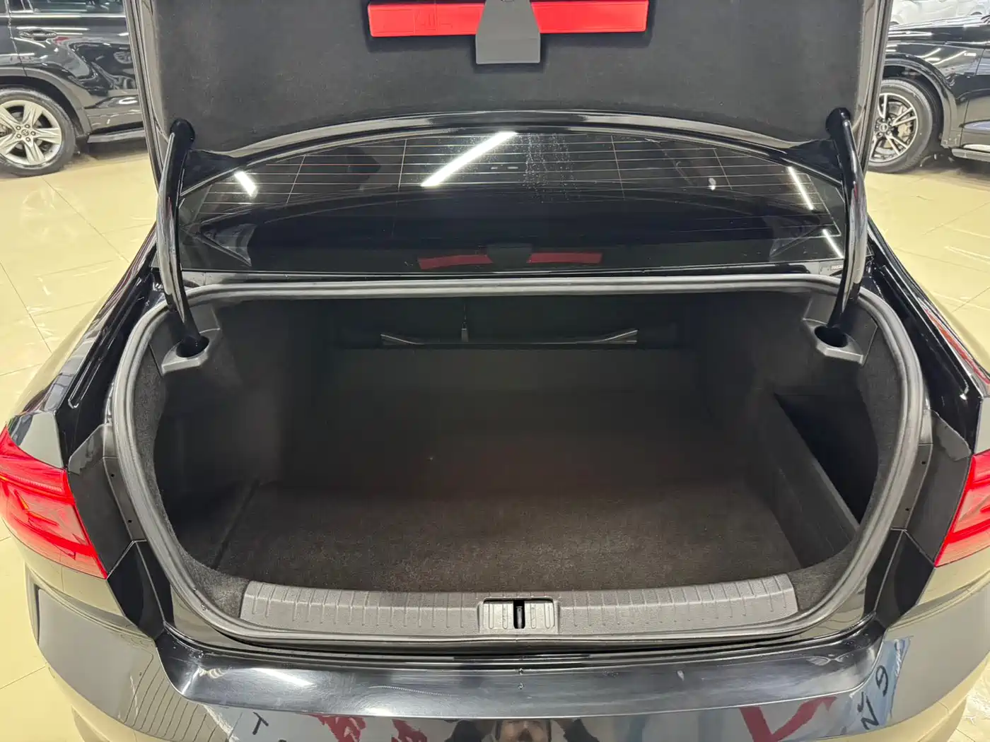 Volkswagen Magotan 2020 280TSI DSG Comfort фото 11