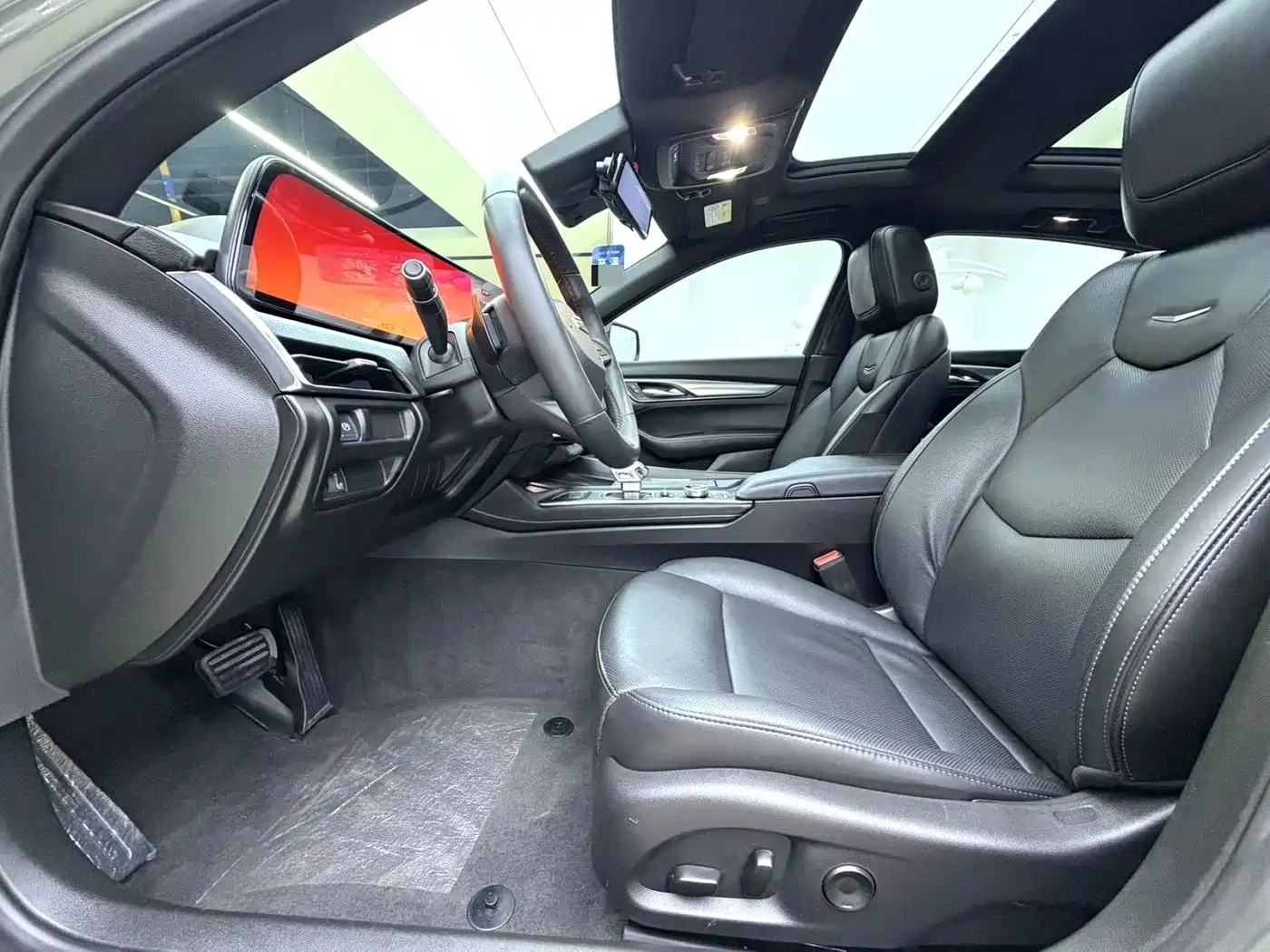Cadillac CT5 2024 28T Luxury Model Pro фото 4