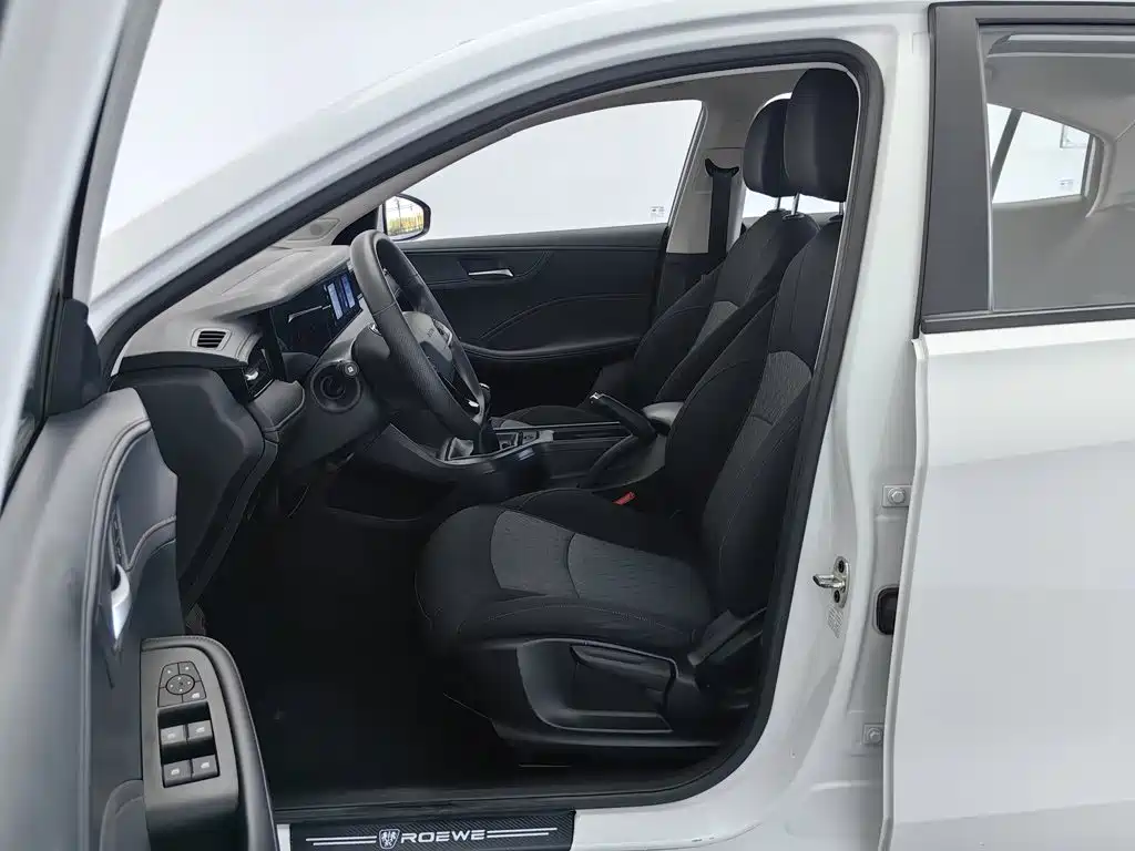Photo 10 - Roewe i5