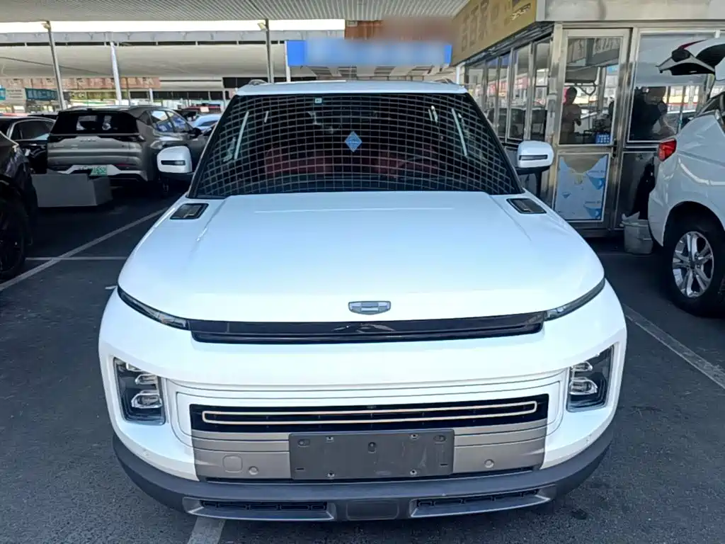 Photo 3 - Geely ICON
