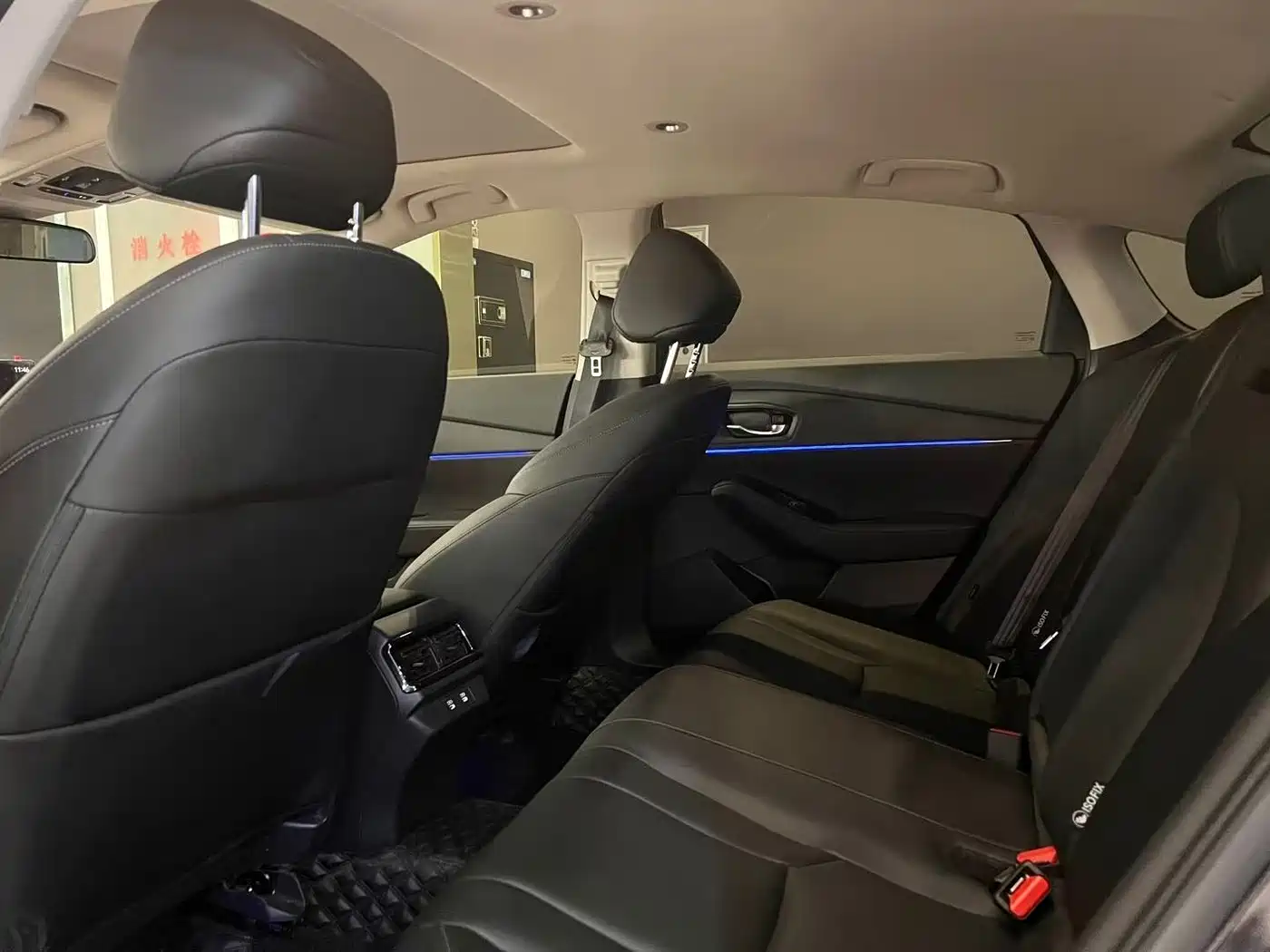 Honda Accord New Energy 2023 2.0L e:PHEV Luxury Edition фото 6