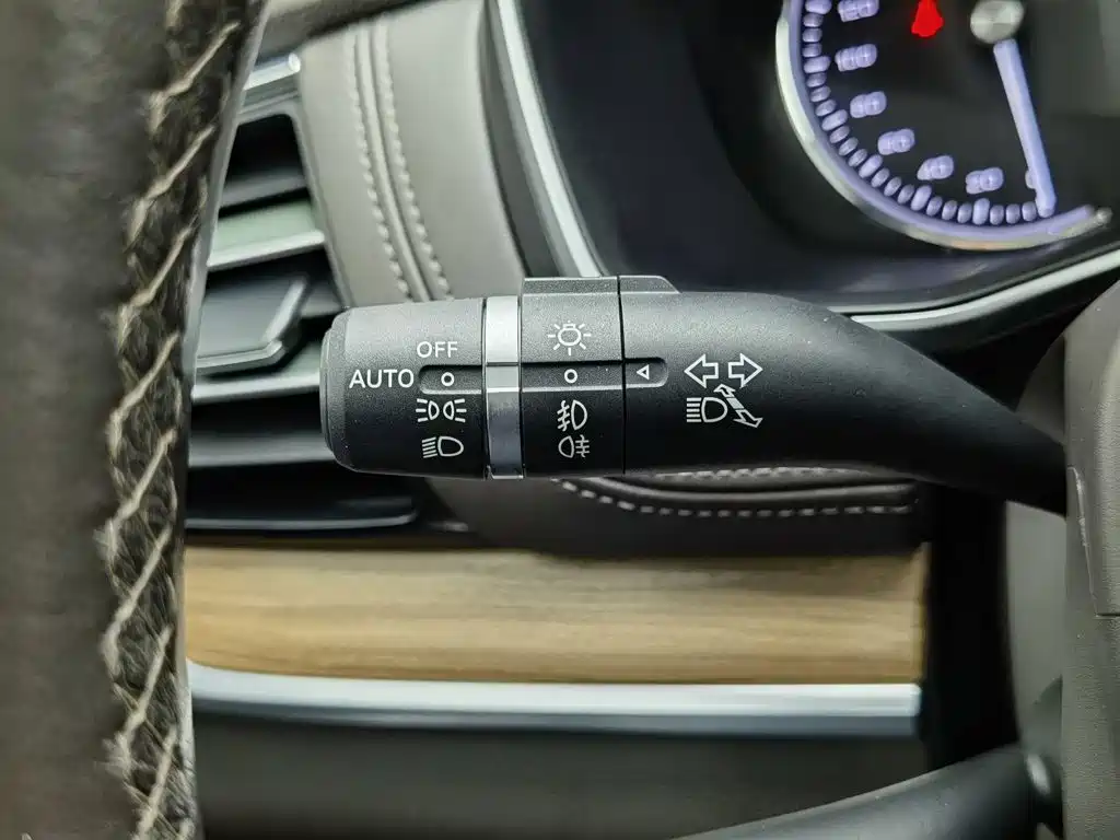 Roewe RX8 2021 2019 30T Intelligent Internet 2WD Flagship Edition