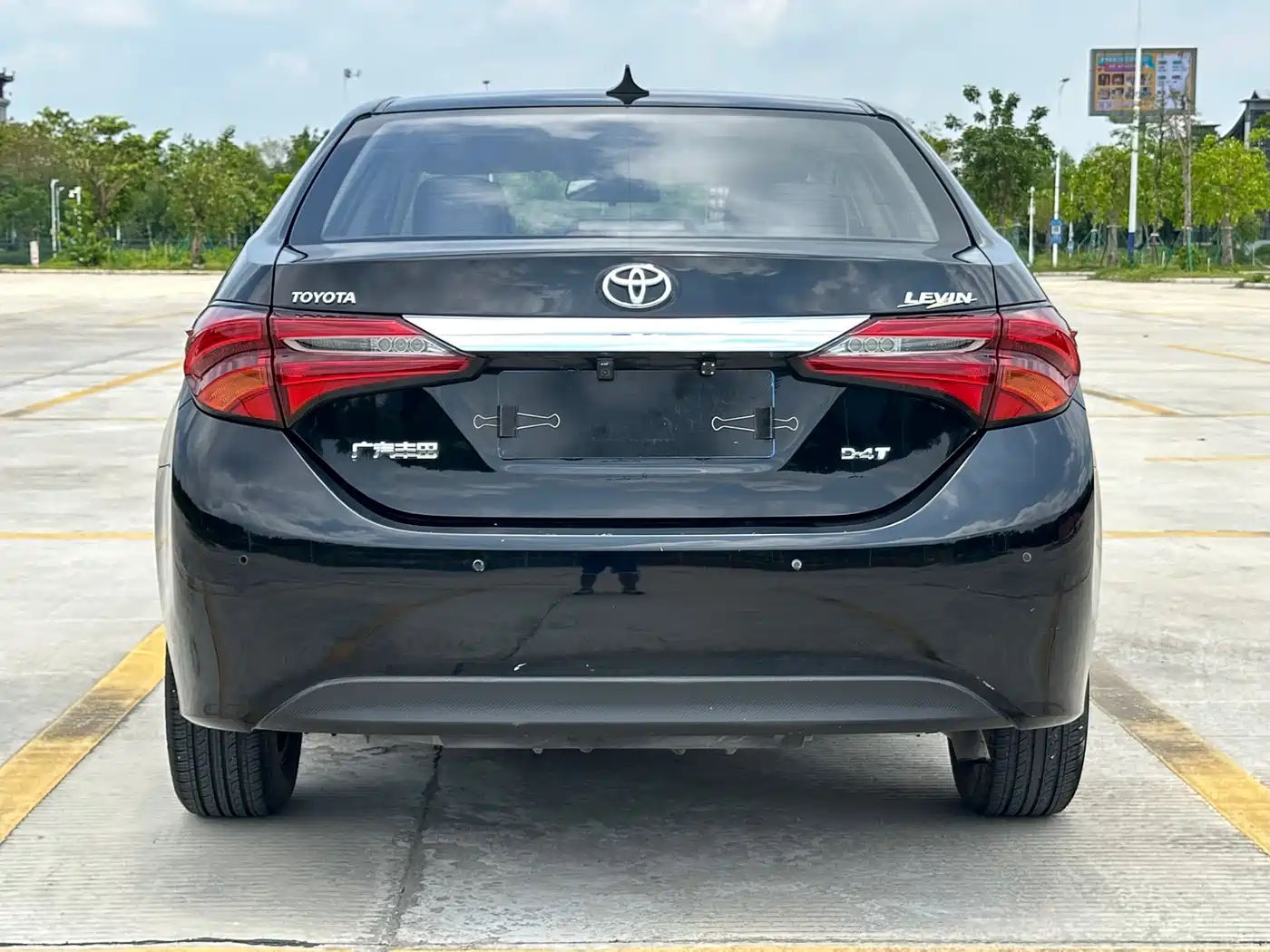 Toyota Levin 2017 Facelift 185T CVT Elite (China V) фото 8