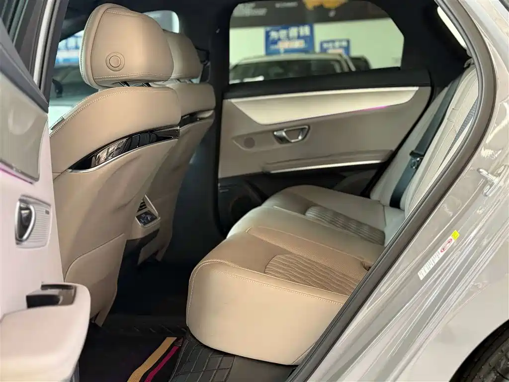 BYD Han 2025 Model EV 605KM Premium Version фото 19