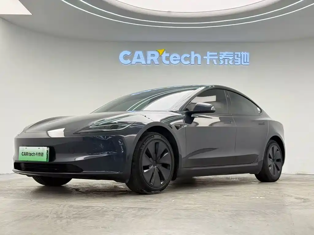 Tesla Model 3 2023