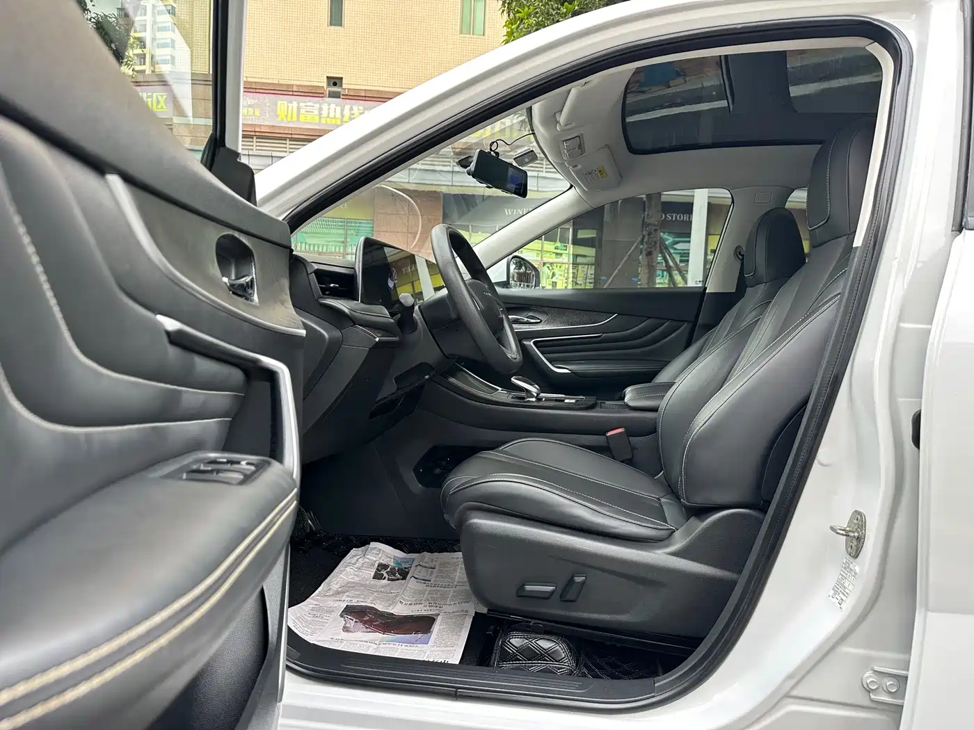 Venucia Big V 2022 2022 260T Dark Horse Edition·Idol