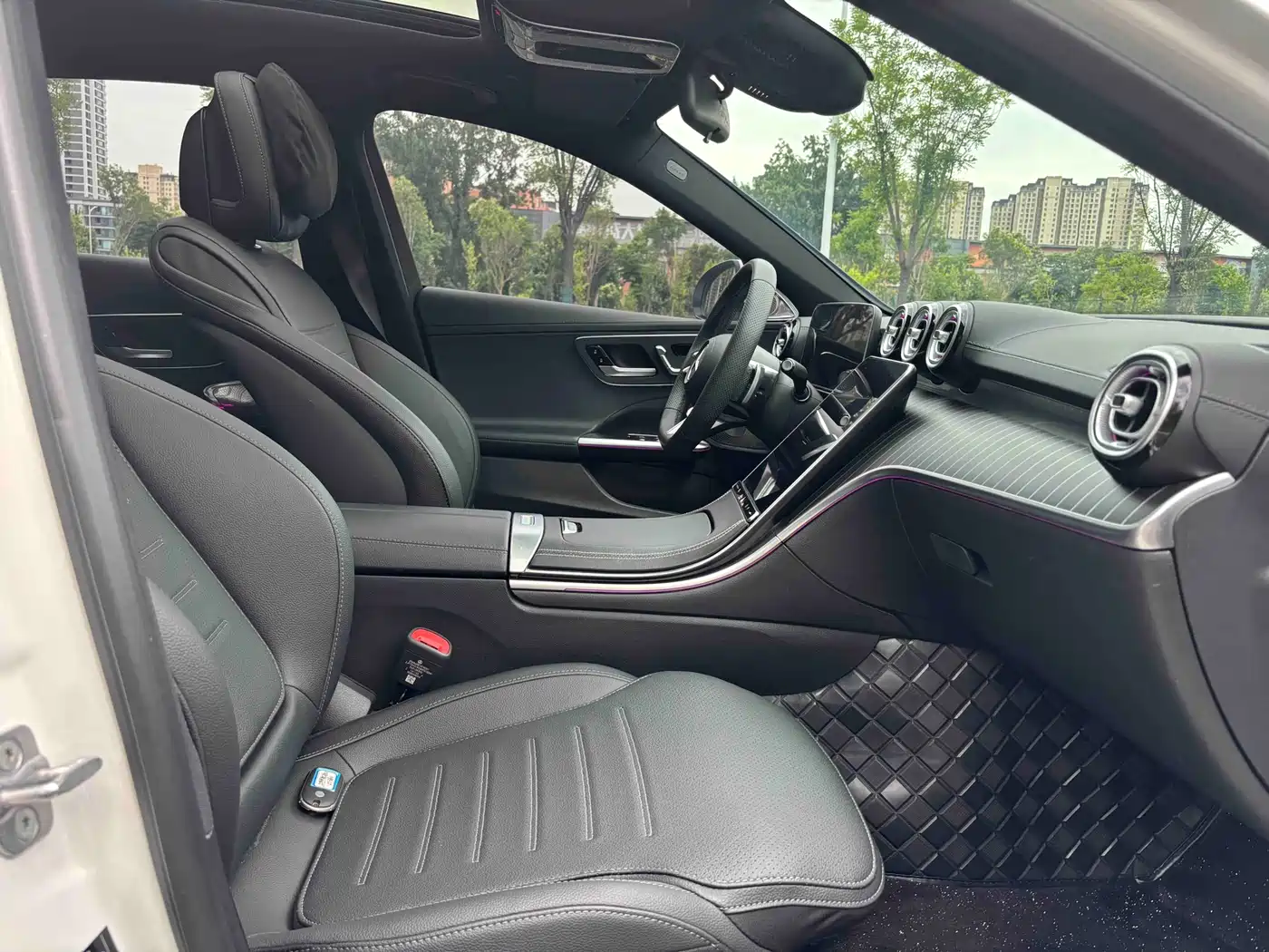 Mercedes-Benz C-Class 2025 C 260 L Sport Edition фото 7