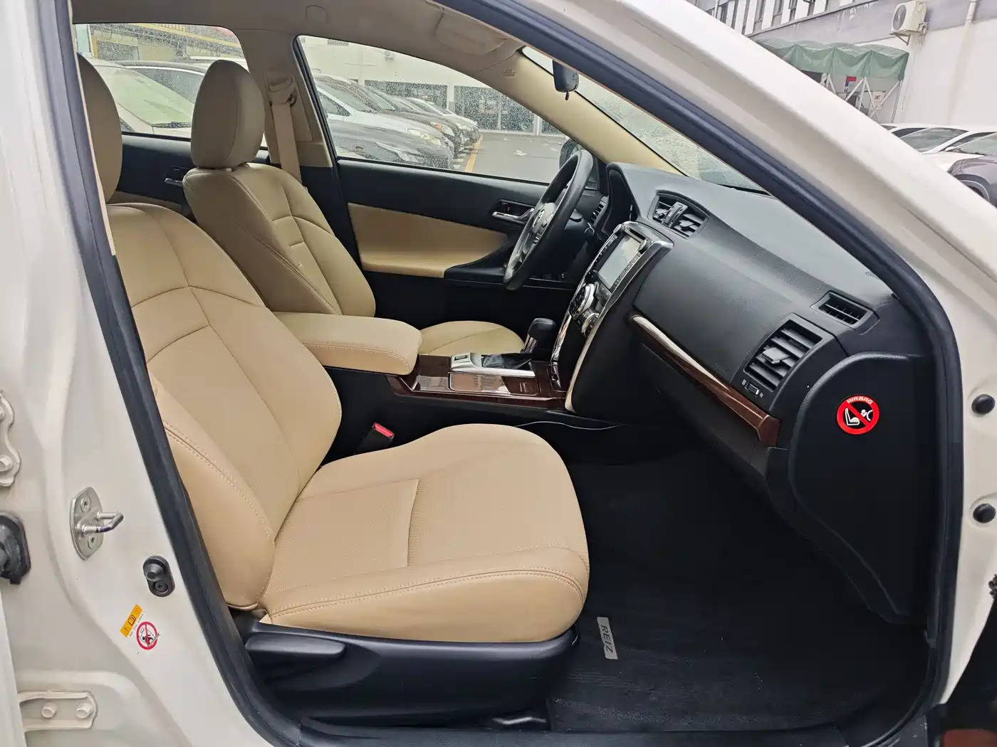 Toyota Reiz 2013 2.5S Elite Edition фото 11