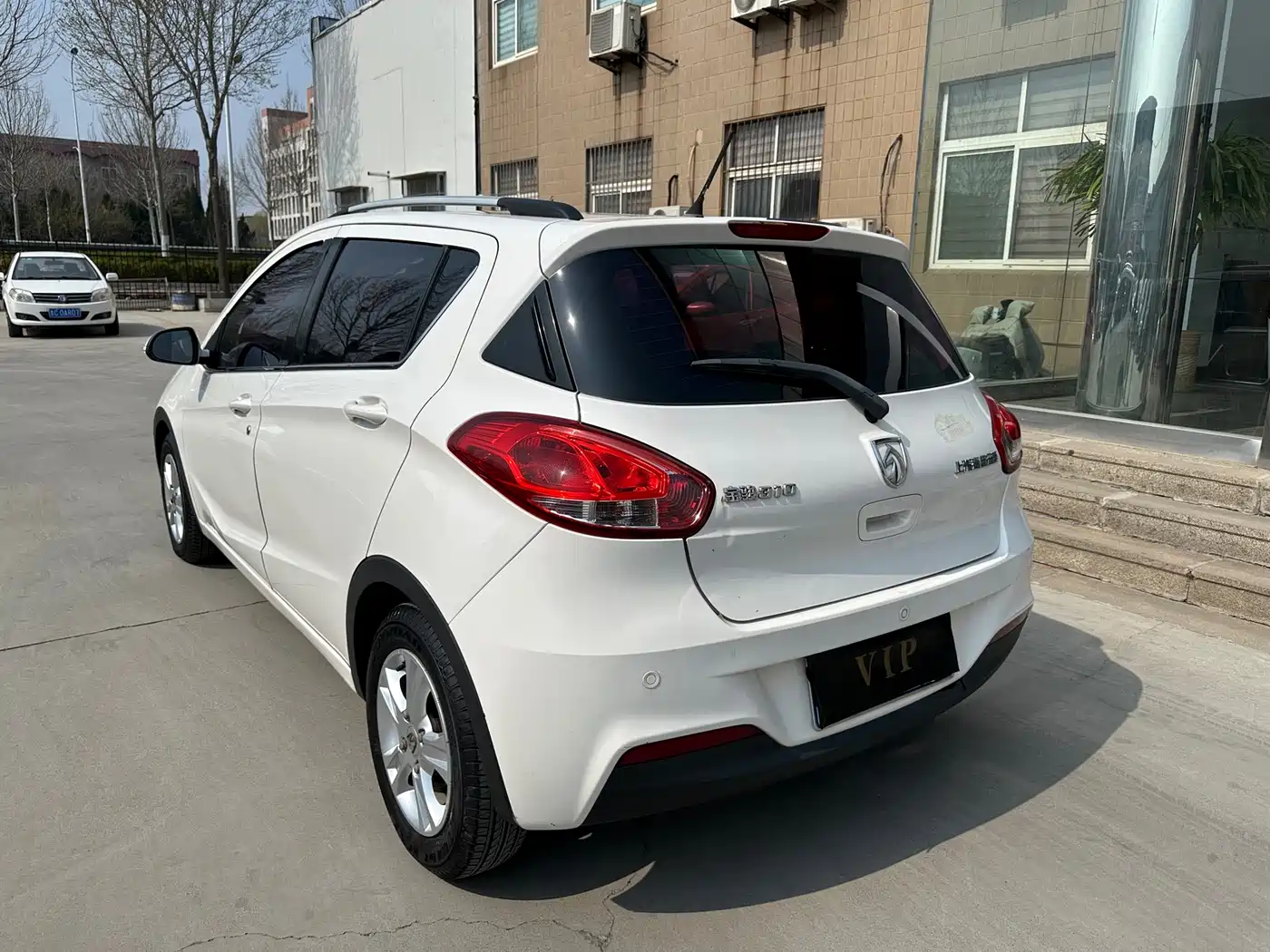 BAOJUN 310