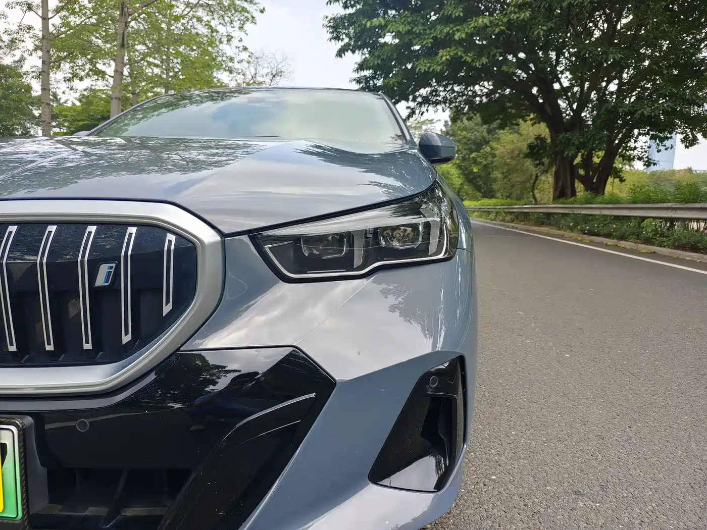 BMW i5 2024 eDrive 35L Premium Model M Sport Package фото 29