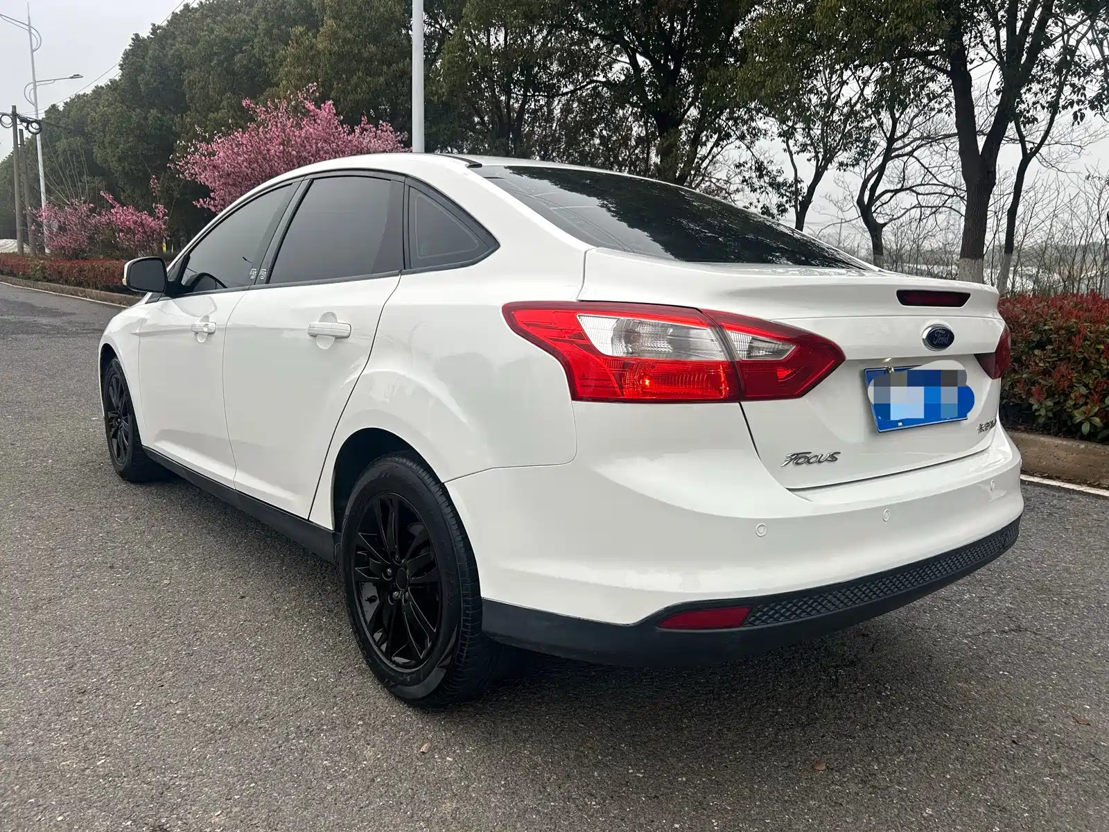 Фото 4 - Ford Focus