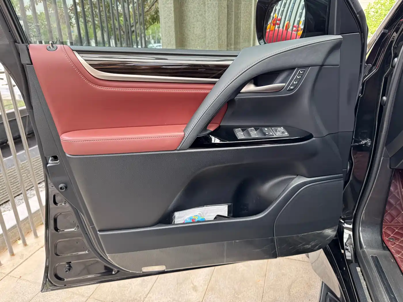 Lexus LX 2019 570 Dynamic Luxury Edition фото 5