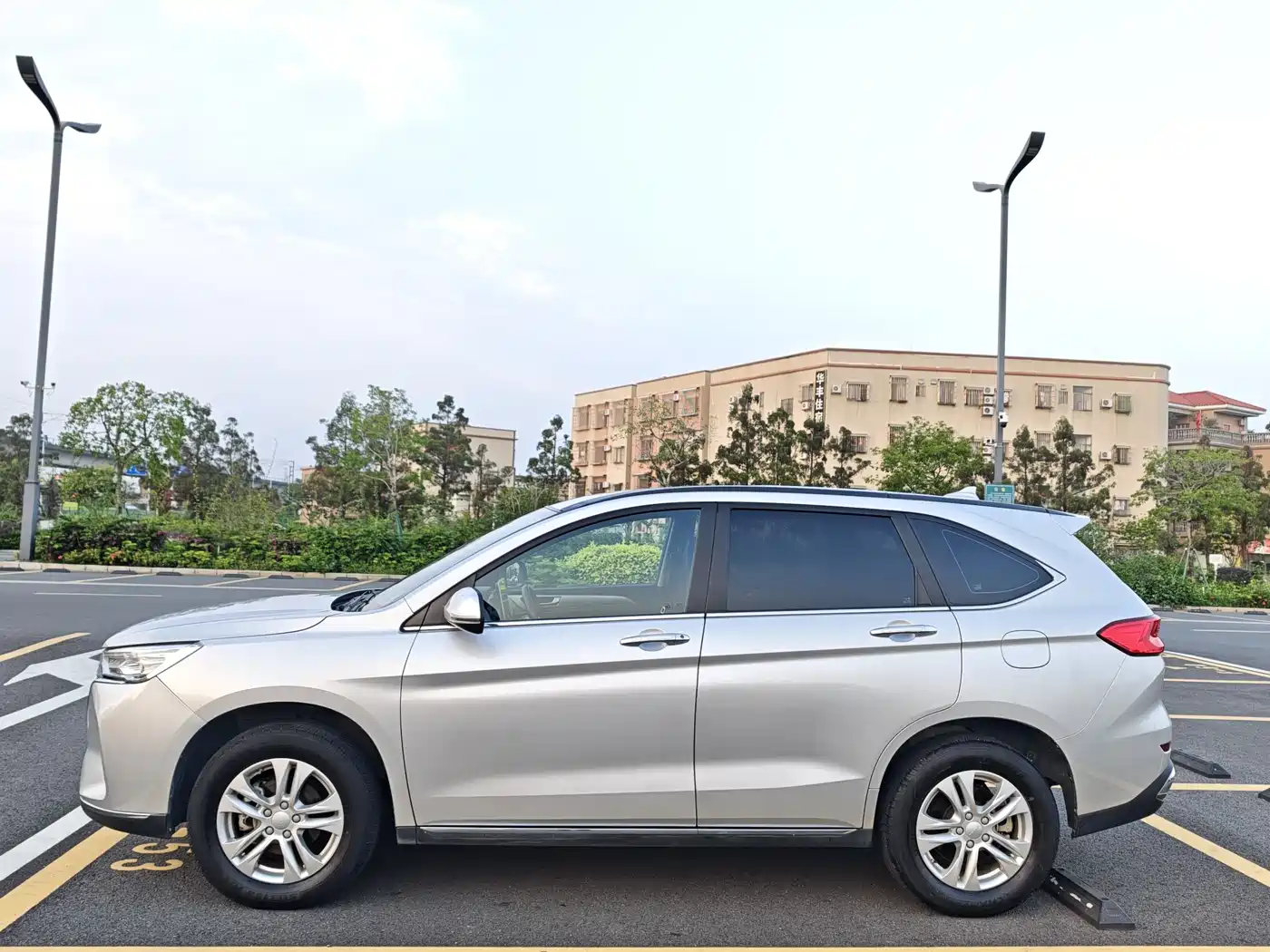 Haval M6 2021 PLUS 1.5T DCT Luxury Smart Connect фото 4